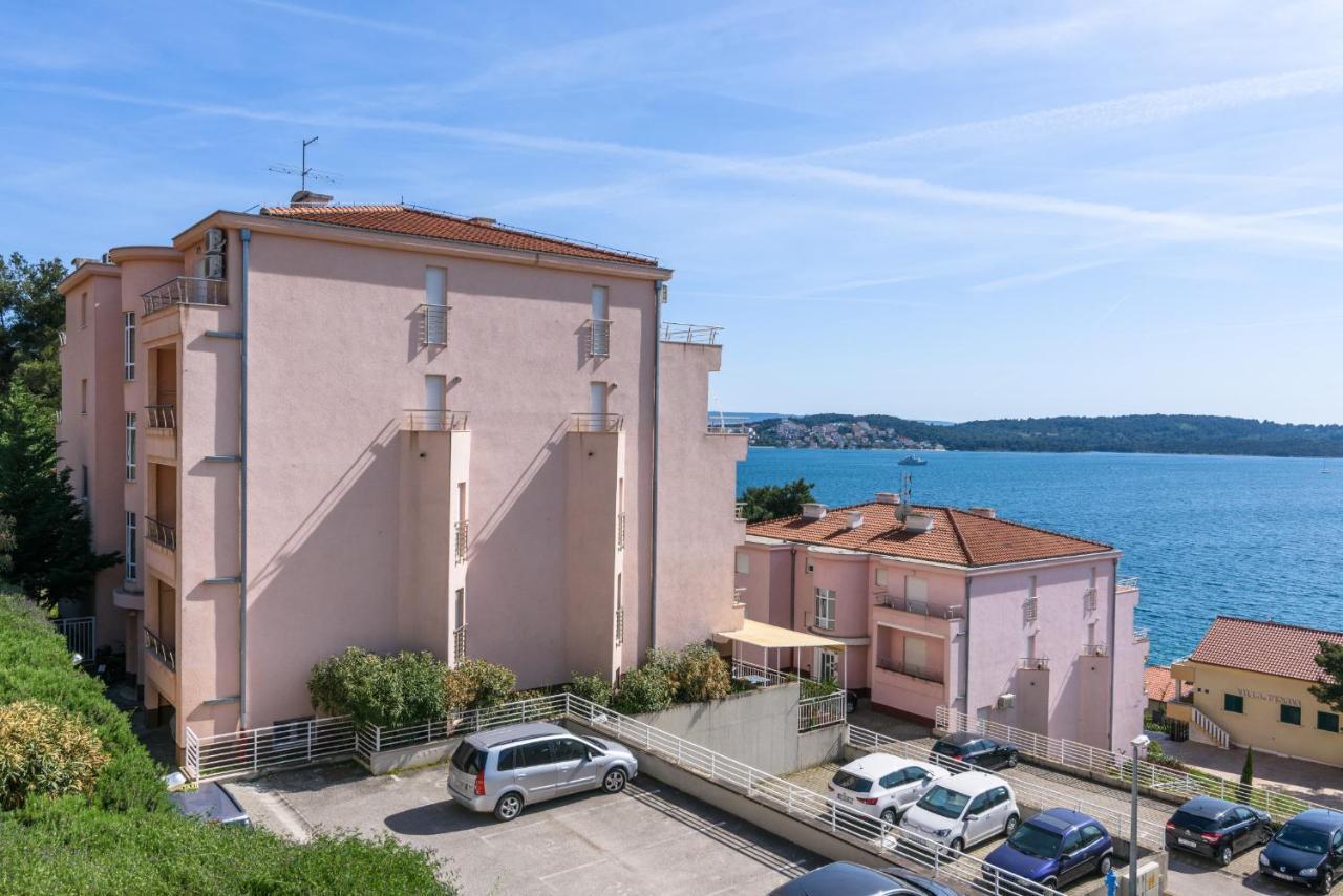 Apartment Marijana Trogir Eksteriør bilde